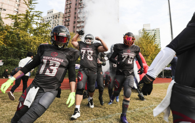 开云体育平台APP-最新战报：橄榄球豪取连胜，冠军在望