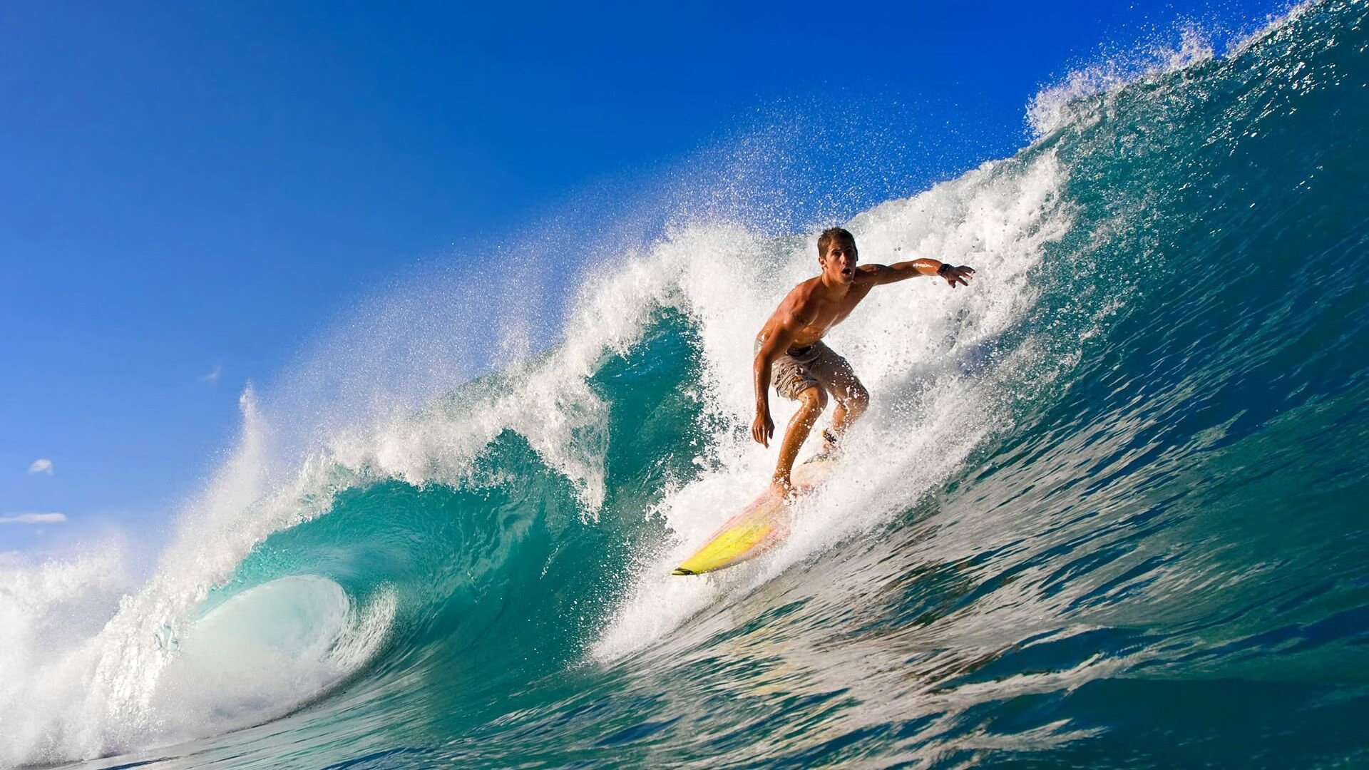 开云体育-当伯纳乌的灯光照亮斯台普斯，论詹姆斯欧冠决赛级别的统治力